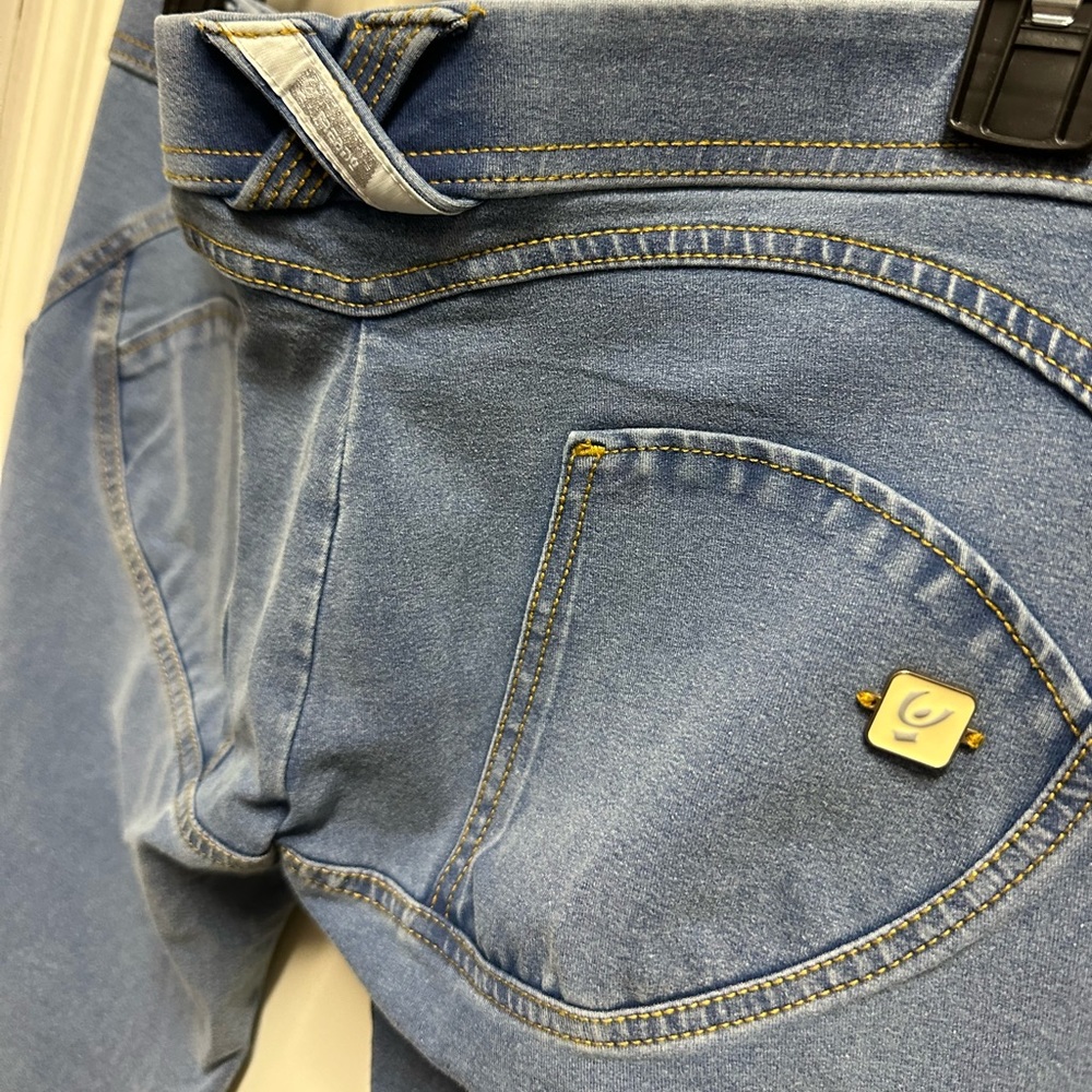 Freddy Jeans, never worn. No tags. Perfect condition.